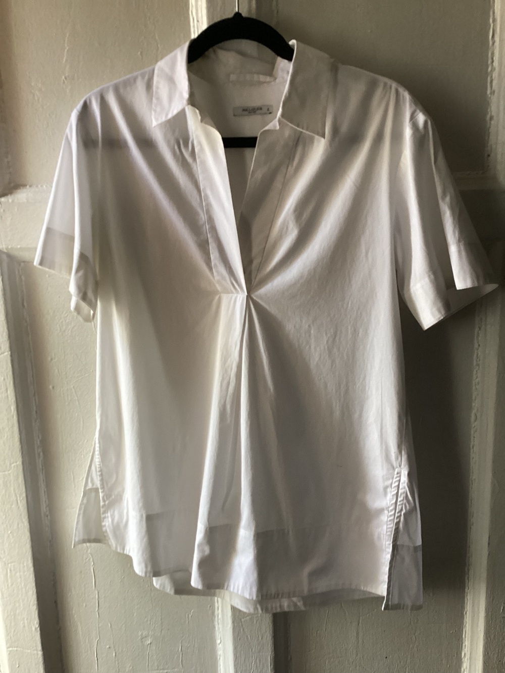 MM Lafleur Women’s White Short-Sleeve V-Pleat Collared Blouse
